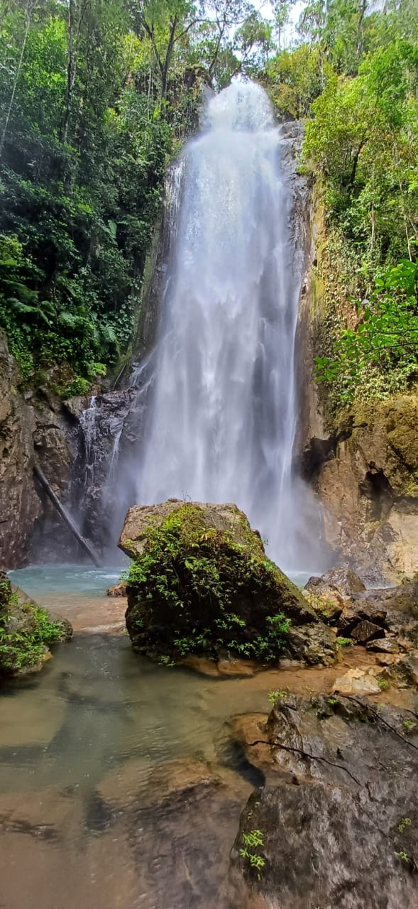 Cascada de La Arenilla, la más alta de Panamá Oeste, mayo 2025