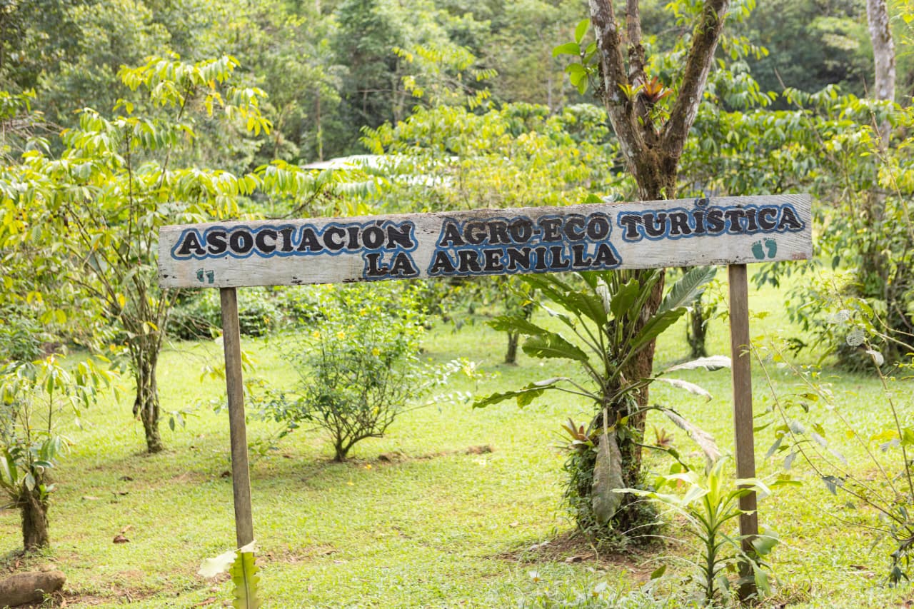 Letrero de la Asociación Agro Eco Turística
